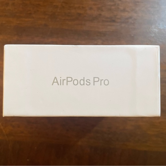 AirPod Pro 2nd Generation - Picture 2 of 10